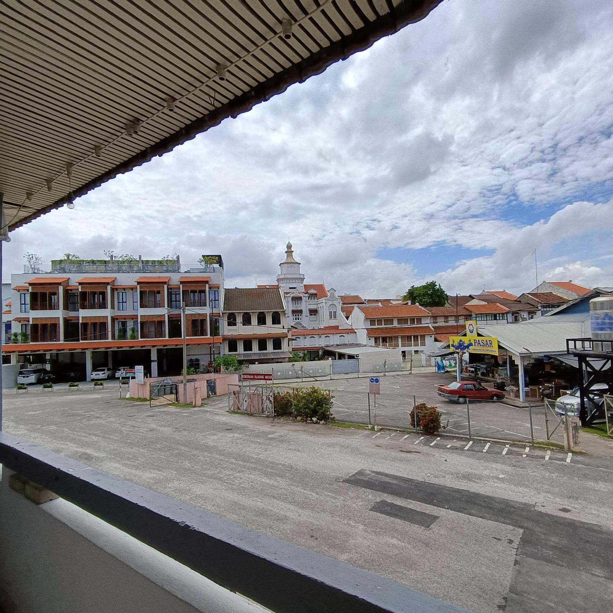 Asrama Kota